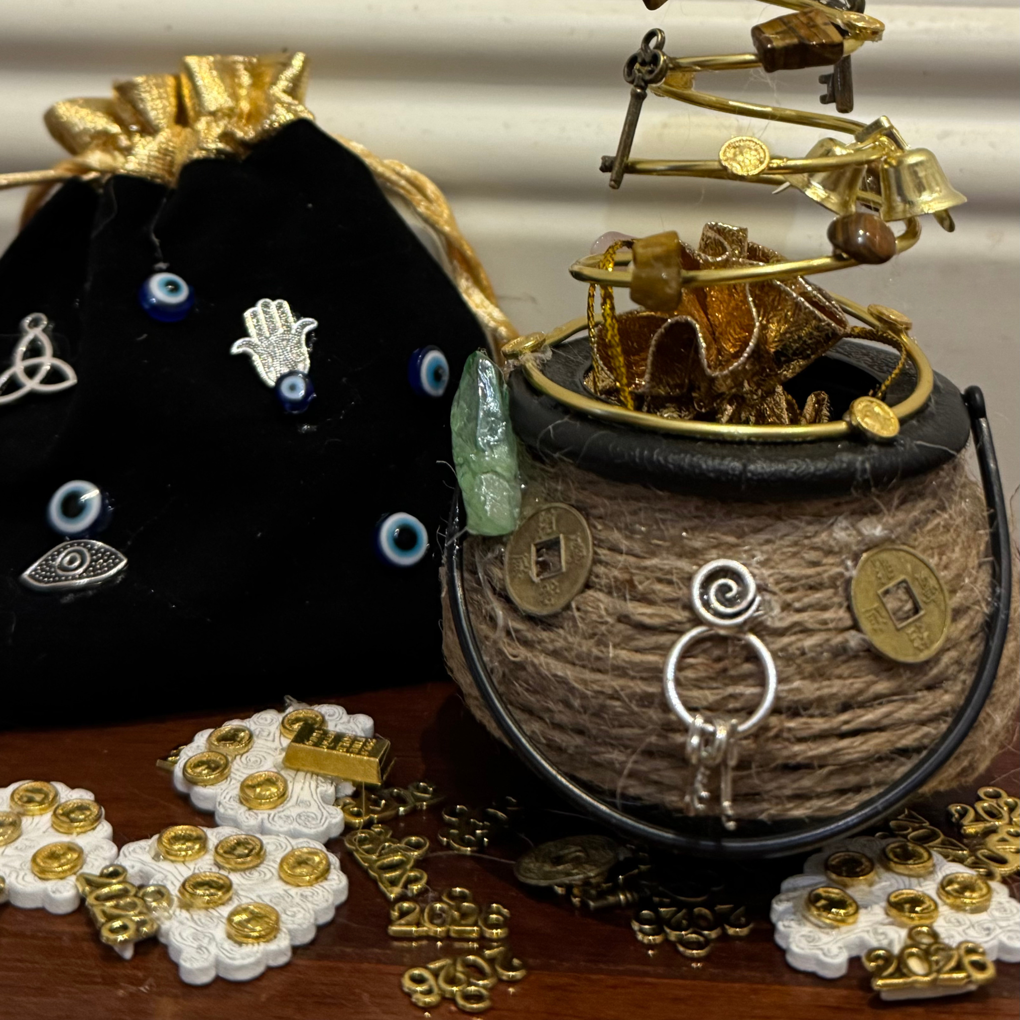 Kit Esoterico per tutto l'anno - Desideri, Protezione e Albero 2026