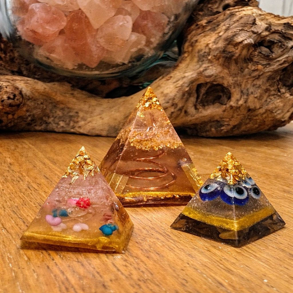 Set di Piramidi Organiche – Purificazione del Campo, Amore e Abbondanza